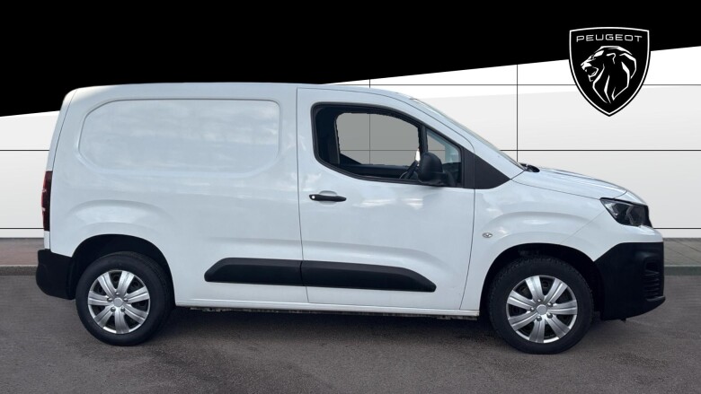 Peugeot Partner Standard Diesel 1000 1.5 BlueHDi 100 Professional Van